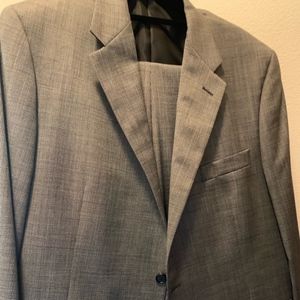 Hickey Freeman Gray Suit MINT Condition